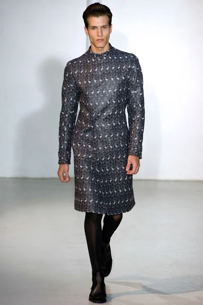 Look 22